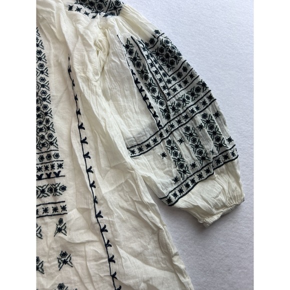 Maison Hotel Blouse Embroidered Lolo Peasant Top Size M EUC - Picture 7 of 12